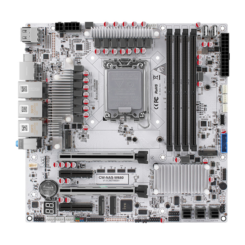 La placa base NAS CWWK W680 admite SATA de grado de servidor de 12 bahías, 4 ranuras DDR5 y puertos Ethernet ECC 10G puros.