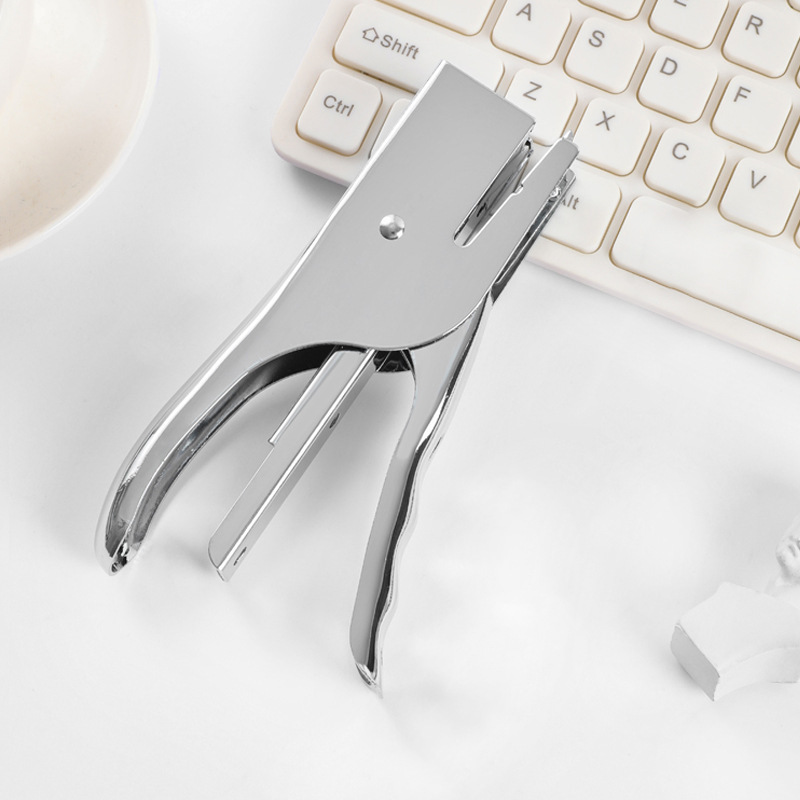 Professional Handheld Metal Stapler 24/6 Durable Sturdy Stationery for Office And Study Use Gift Quality Office Equipment