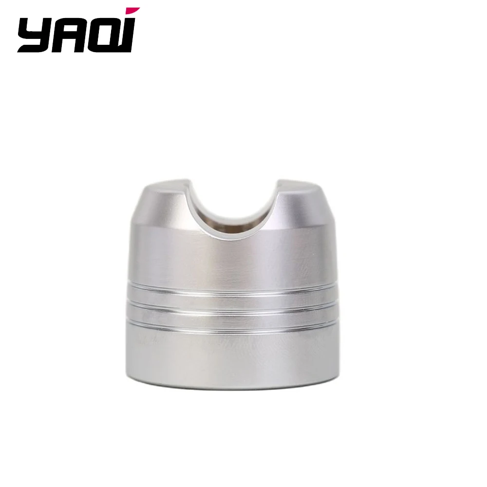 Soporte para maquinilla de afeitar para hombre Yaqi de color cromado mate
