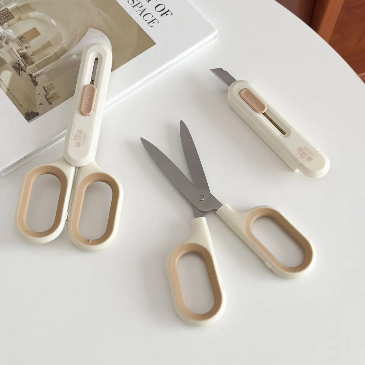 Portable Expandable Blade Cutter Scissors - 2 in 1, Wheat Straw Nature series Envelope Knife Express Boxes Packing A7847