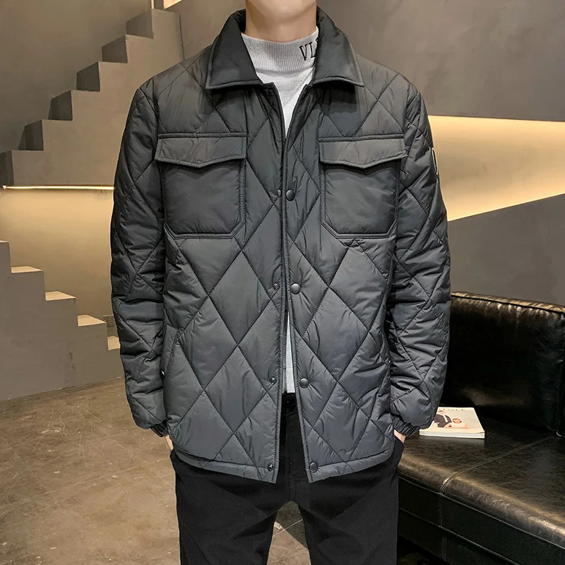 Mode Winter Warme Männer Parkas Lose Beiläufige Flip Kragen Männlichen Baumwolle Jacke Hohe Qualität Einfarbig Streetwear für Männer Winddicht