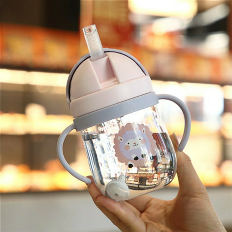 Tazza per l'alimentazione del bambino da 250 ml con cannuccia I bambini imparano a nutrire il biberon Tazza da addestramento per bambini con cannuccia
