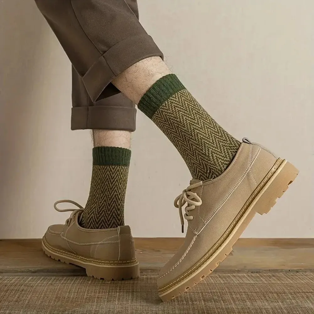 5 pares de calcetines de lana con diseño de almazuela a la moda para hombre, calcetines cálidos de invierno de longitud media, calcetines gruesos suaves resistentes al frío para botas para hombre