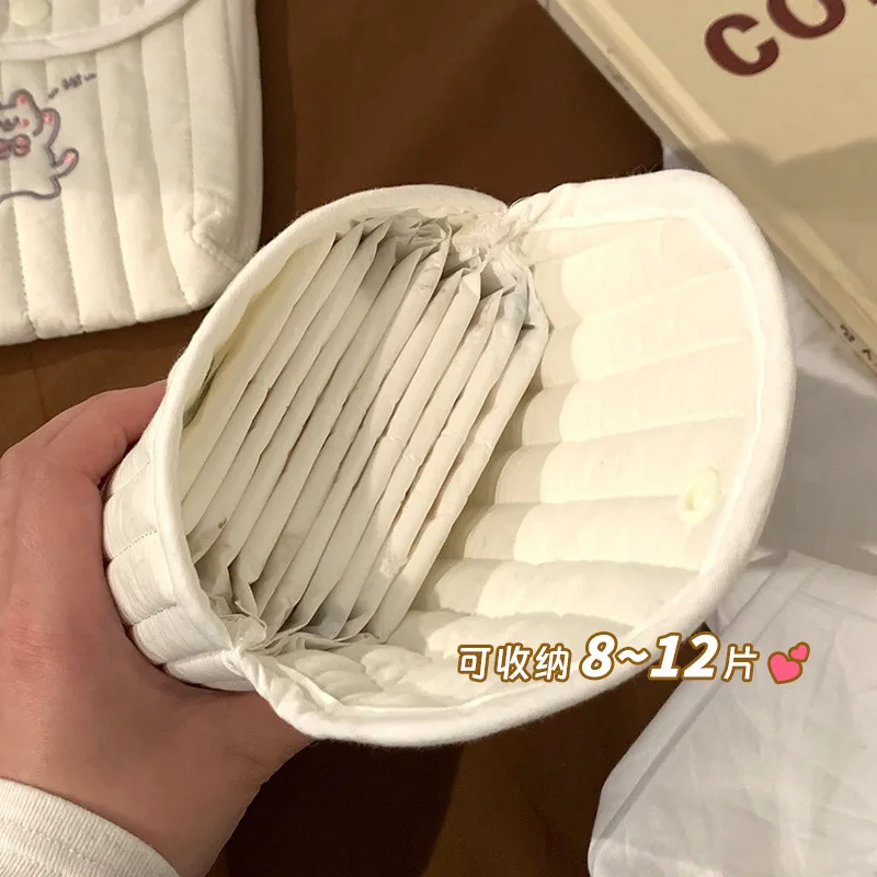 Simpatici assorbenti igienici Borsa portaoggetti per asciugamani mestruali Borsa portaoggetti portatile per mini assorbenti per studenti