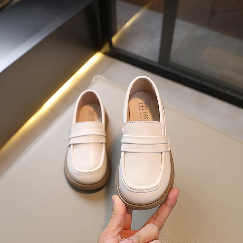 Mädchen Slipper Round-Toe Kinder Mode Prinzessin Lederschuhe für Party Hochzeit Jungen Kinder Uniform Schul schuhe weich alle passen
