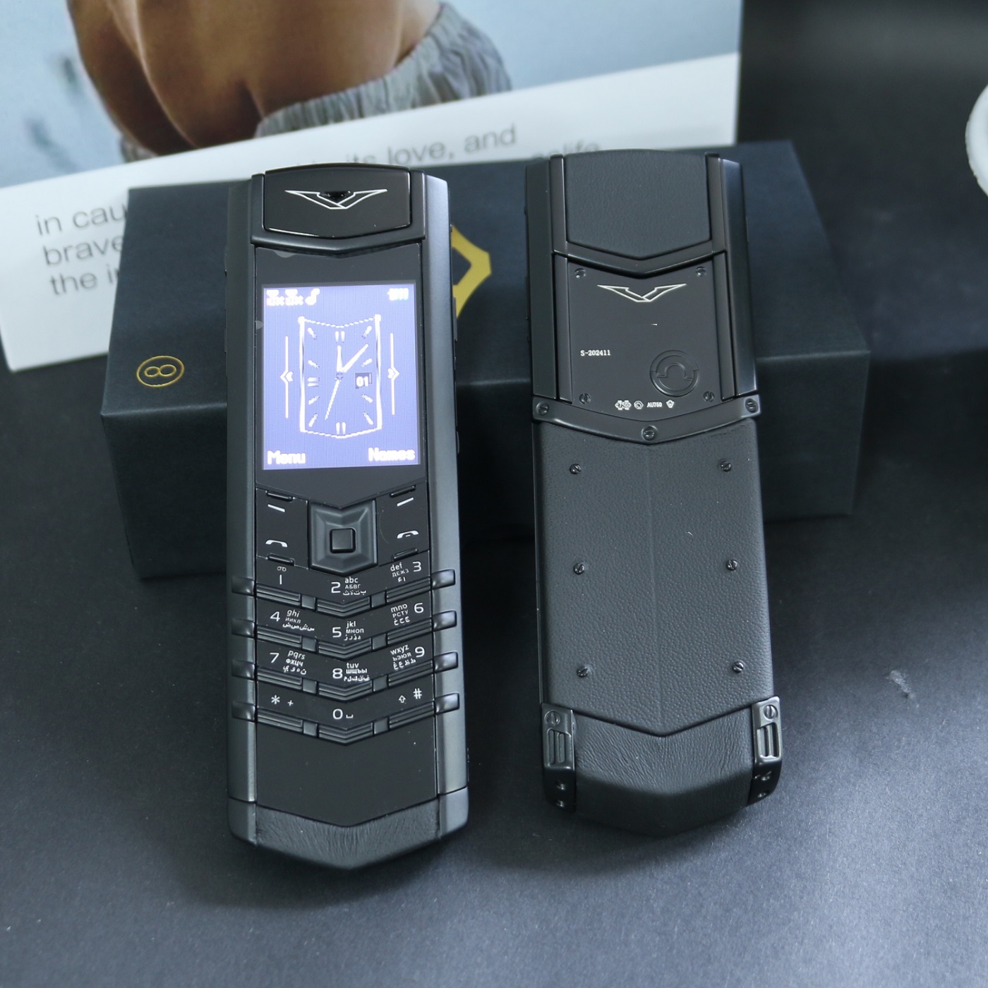 Mở Khóa K8 + Thanh Kim Loại Sang Trọng Chữ Ký Điện Thoại Handmade Dual Sim Không Camera Bình Thường Lưng Da Bluetooth IMEI Changable