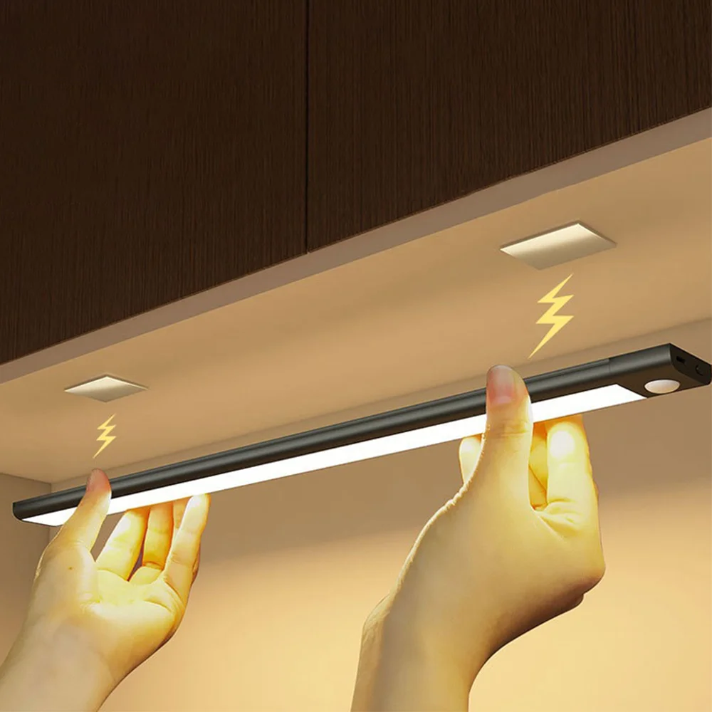 Luce per armadio a LED Tipo C Luci notturne ricaricabili con sensore di movimento per illuminazione per armadio da cucina 10 cm/20 cm/30 cm/40 cm/50 cm