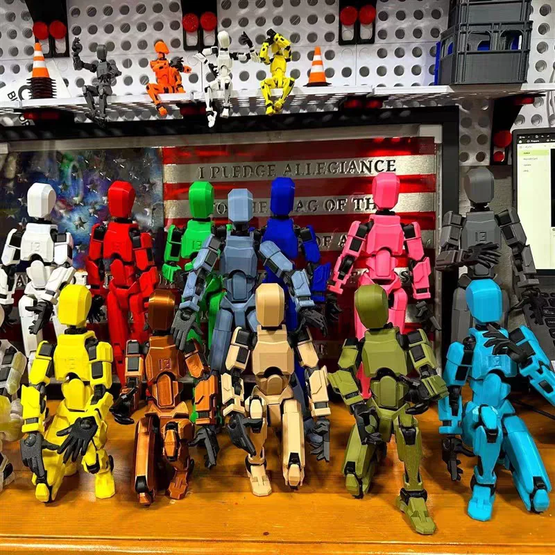 Multi-Jointed Movable Shapeshift Robot 3D Printed Mannequin Dummy Lucky 13  Robot movable figures adult toys children's toys
