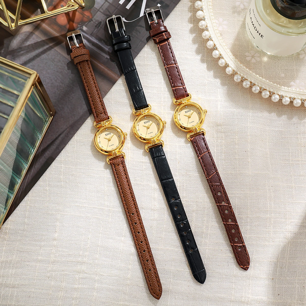 Eenvoudig stripboorpuntschaal quartz riemhorloge met kleine wijzerplaat