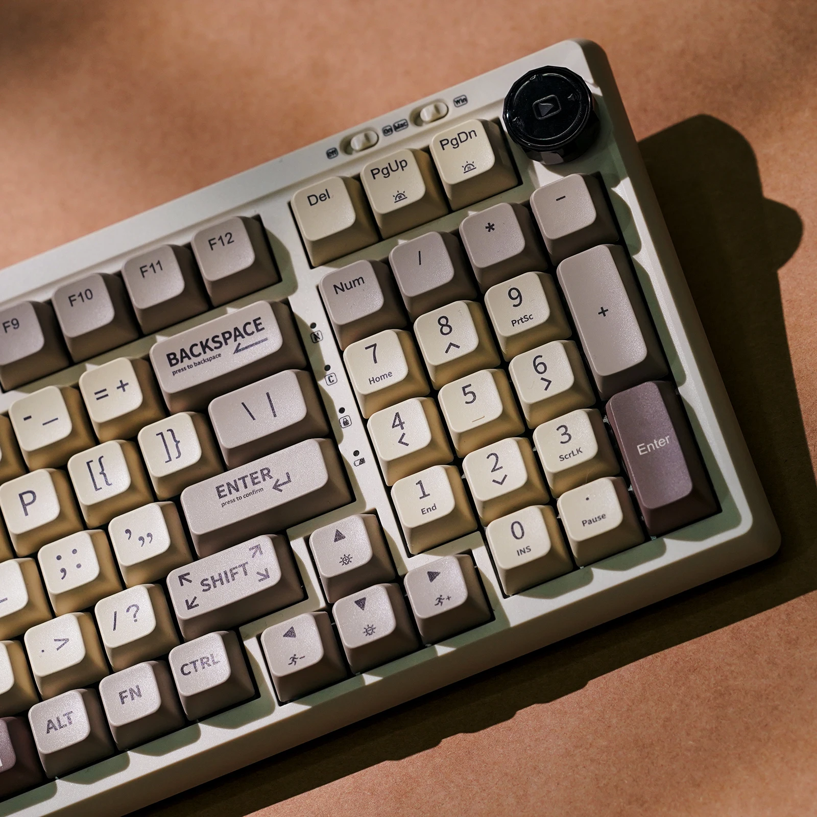 EPOMAKER RT100 97 teclas 95% Bluetooth 5,0/2,4G Teclado mecánico inalámbrico/con cable Mini pantalla personalizable montada en junta