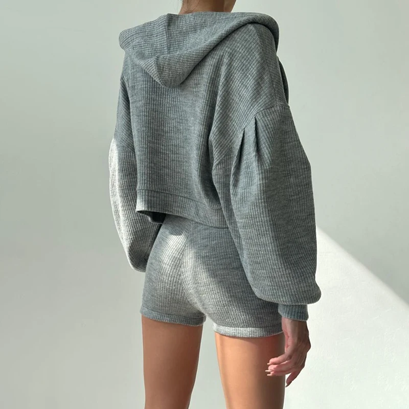 BIIKPIIK-conjunto deportivo conciso de 3 piezas para mujer, conjunto de sujetadores básicos, pantalones cortos de cintura elástica y abrigos con capucha y cremallera, trajes de otoño, nueva moda