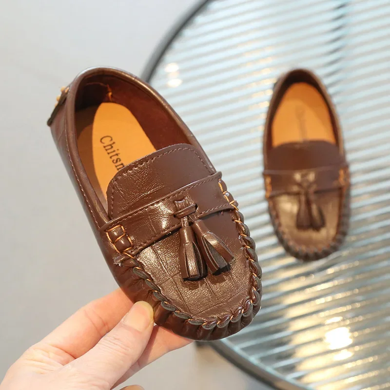 Kinder Mokassin Schuhe Jungen Wohnungen Müßiggänger Nicht-slip Quasten Nette Kinder Casual Leder Schuhe Weiche Slip-on Plissee einfarbig 2023