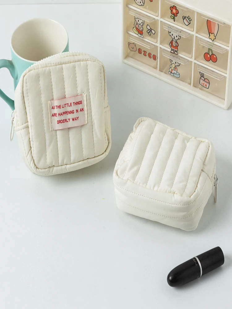 กระเป๋าเก็บลิปสติกสำหรับนักเรียน tas kosmetik เล็กทรงสี่เหลี่ยมแบบเรียบง่าย dompet koin ช่องพกพาได้ของเด็กผู้หญิงสไตล์เกาหลี
