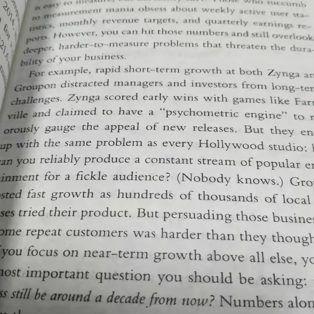 Zero To One, de Peter Thiel, con Blake Masters Notes sur Startups, comment construire le futur, encourage les livres