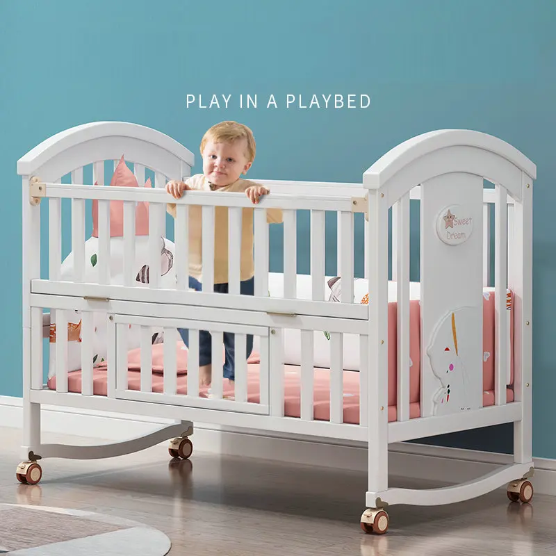 Babybett aus Kiefernholzkonstruktion, multifunktionales BB-Wiegenbett für Neugeborene, kann großes Bett verbinden