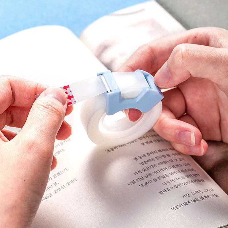 Cinta adhesiva pequeña transparente de 12mm con herramienta de corte, papelería de corrección Invisible grabable, 1 ud.