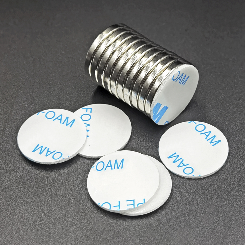 Runder Neodym-Magnet, kleine, permanente, leistungsstarke, starke Magnete mit doppelseitigem Kleber für DIY-Handwerk, Büro, Küche, Fixierung