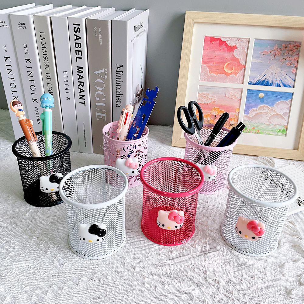 Sanrio Series Cute Hello Kitty Fashion Pen Holder Desktop Decorations Anime Fans Girl Creative Round Pen Holder