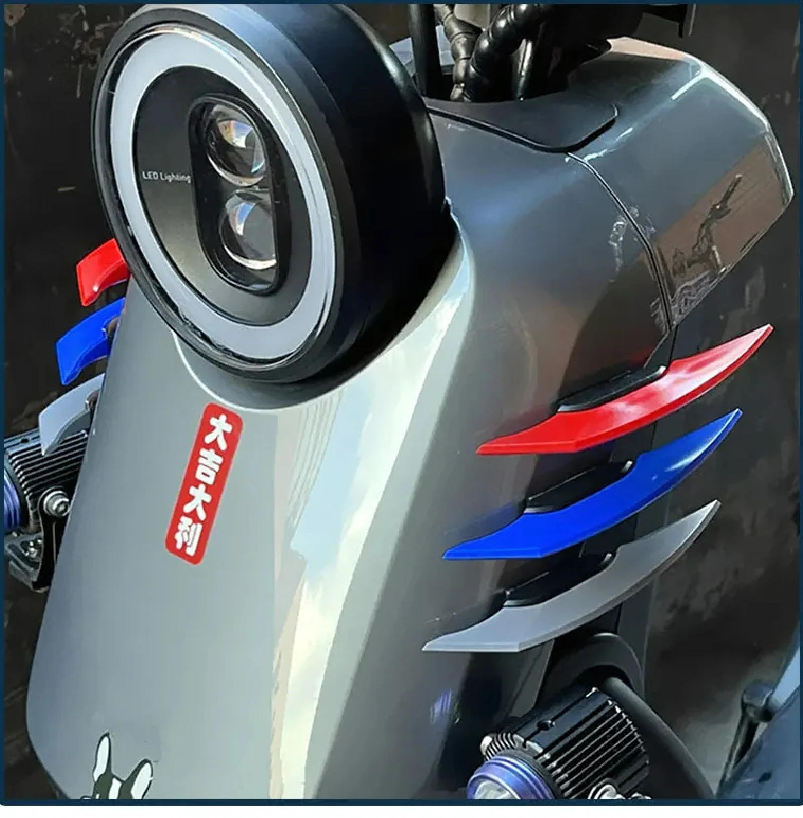 1 ペアユニバーサルオートバイウイングレット空力スポイラーダイナミックウイング装飾ステッカーバイクスクーター用ブラック