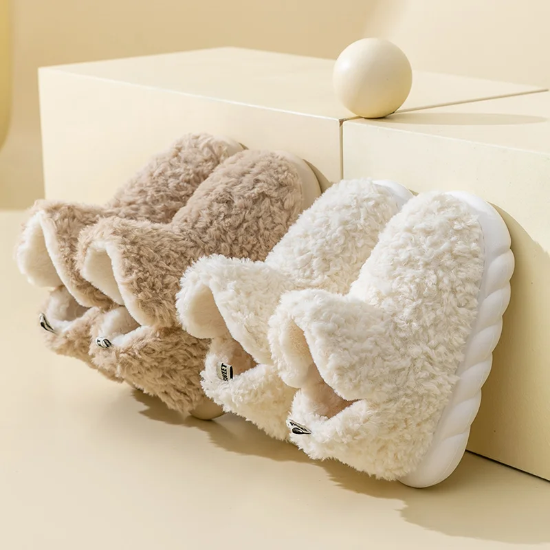 Chinelos de algodão para uso doméstico feminino de outono e inverno, novos sacos de pelúcia internos com saltos quentes para uso externo