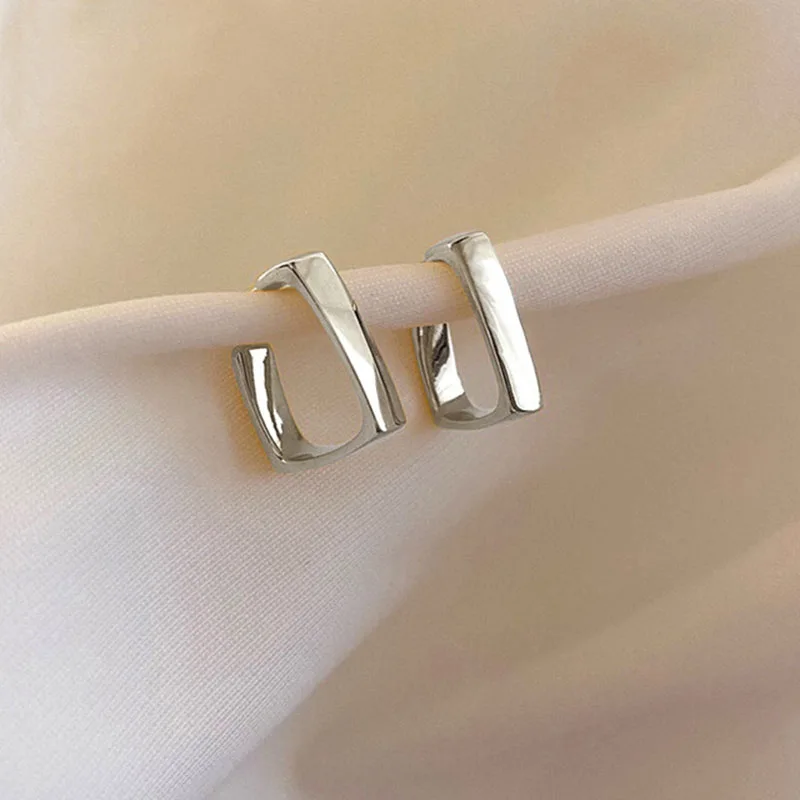 Geometric Square Dangle Earrings for Women Retro Gold Silver Color Stud Earring Classic Simple Fashion Opening Ear Accessories