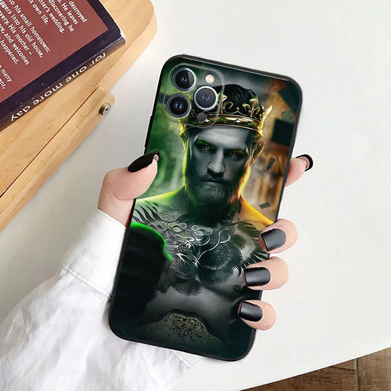 Casing ponsel Ultra tipis Matte lembut Conor Mcgregor untuk iPhone 16Pro 15 14 13 12 Mini 11 16 Pro Max 7 8 Plus XR SE Boxing King Cover