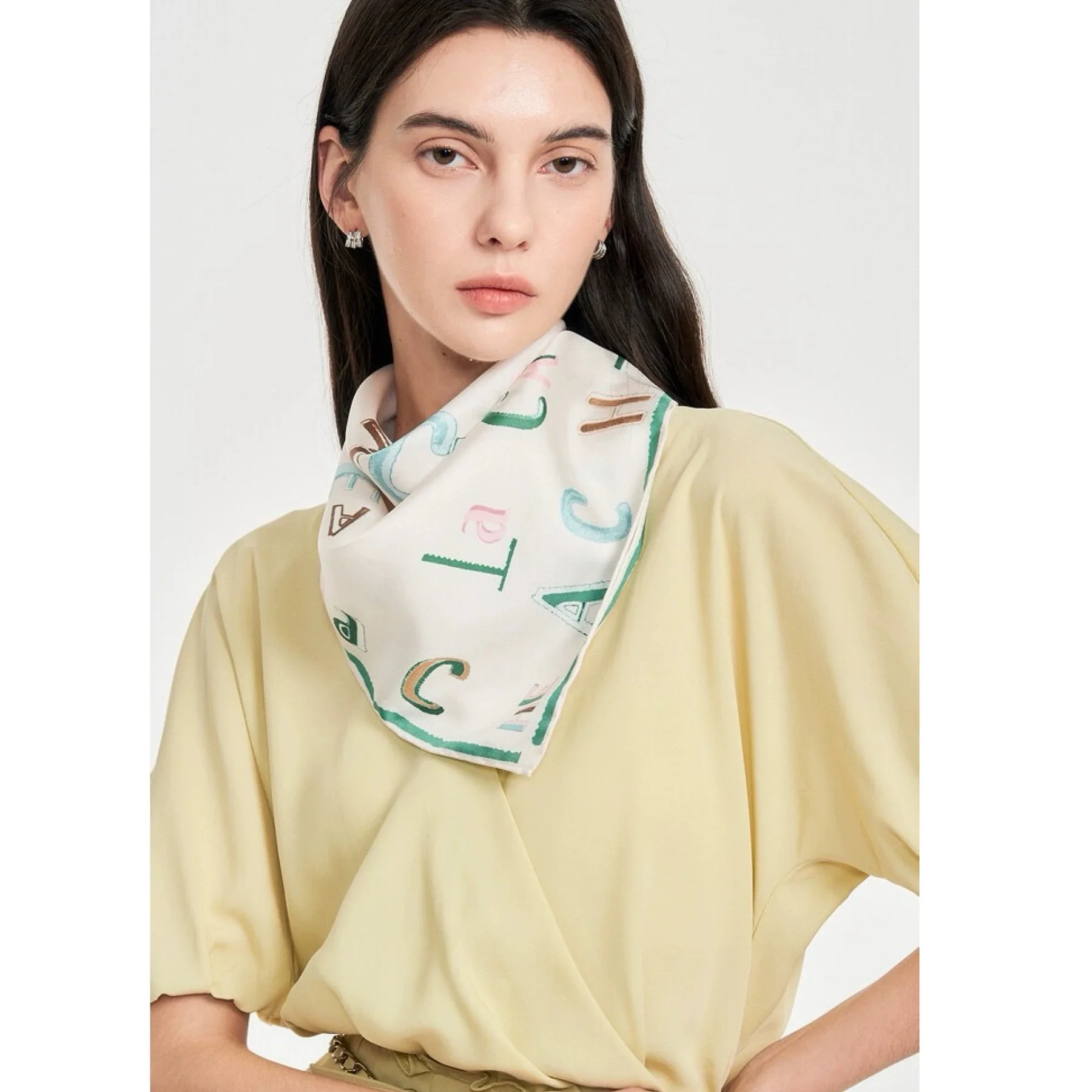 Lemon Cheese Early Autumn Color Colion Letter Pattern Printed Women's Silk Scarf Accory Decorative Long Rectangle ape