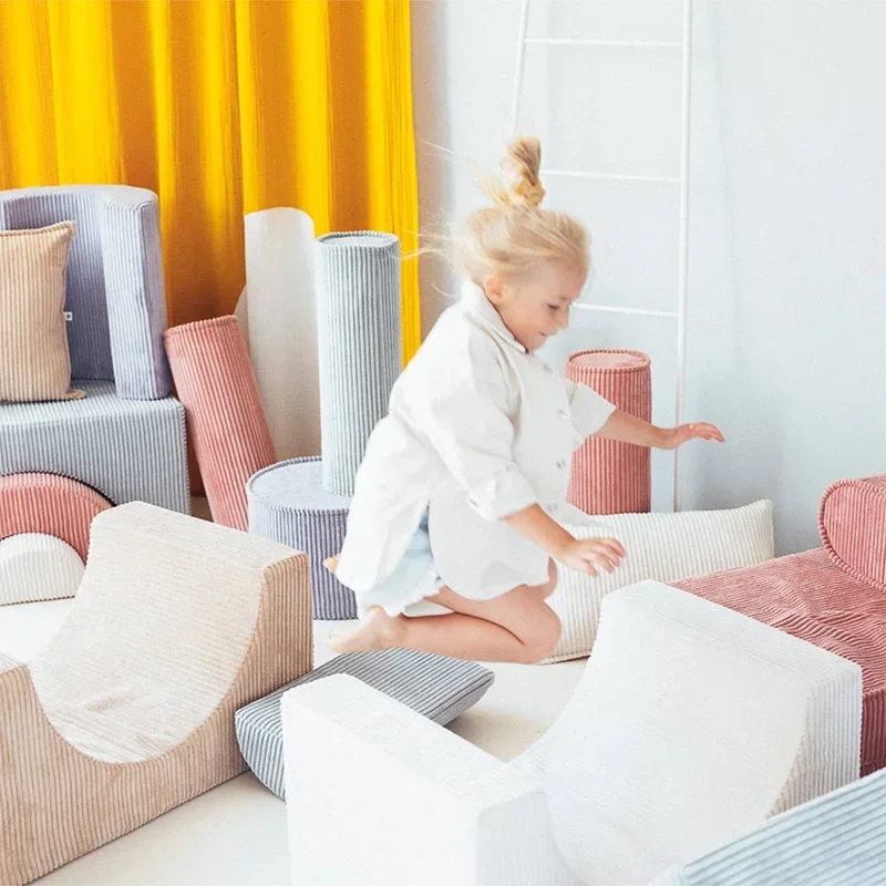 Venda quente cadeira de espuma fofinho para crianças, meninos e meninas com combinação modular em forma de arco-íris de almofadas de espuma infantis
