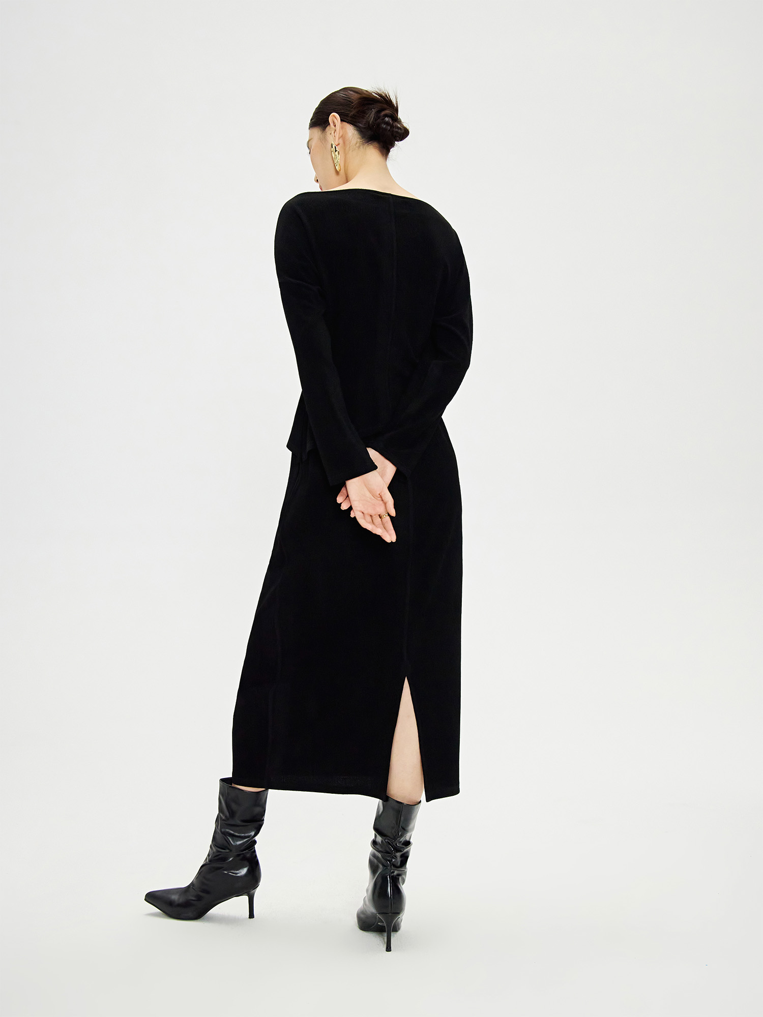 DUSHU женский черный костюм с юбкой с воротником-лодочкой, темпераментный необычный Топ с длинным рукавом, длинная юбка с эластичным поясом 24DH83005 + 24DH83004