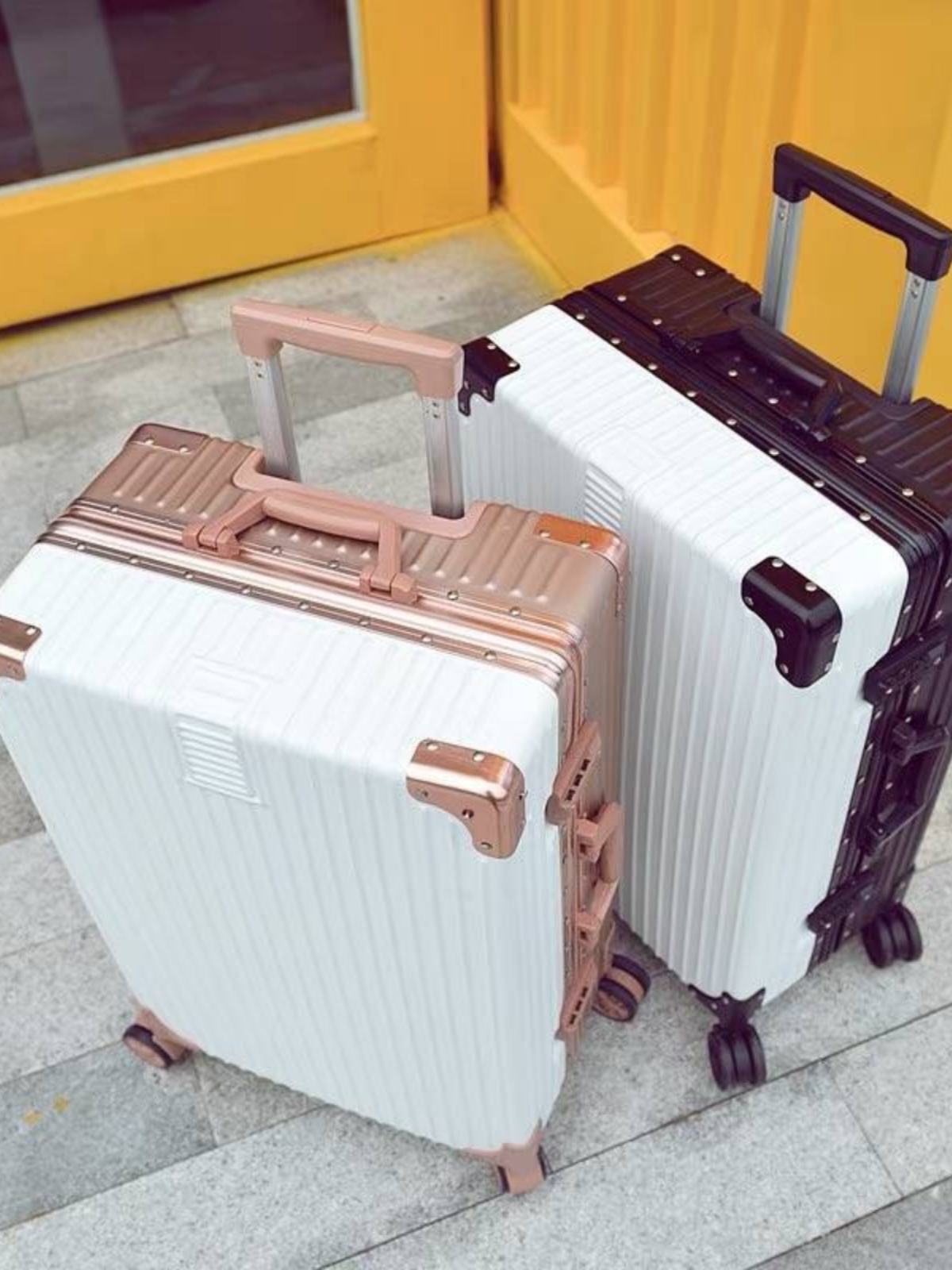 韓国スタイルの大容量旅行スーツケース男子学生プルロッド荷物ボックスアルミフレーム防水 ABS PC ファッショナブルなバッグ