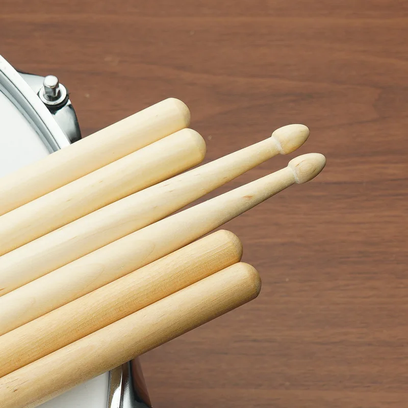 Miwayer 1 Pairs 5A/7A  Premium Maple Drumsticks Mallets Ideal for All Ages Durable Practice Drum Sticks for Jazz and Percu