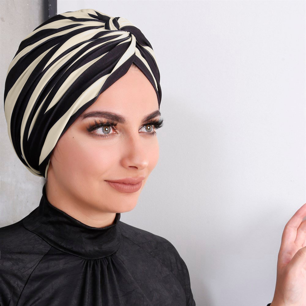 Kleurrijke Moslim Innerlijke Hijaabs Vrouwen Islamitische Moslim Hijab Instant Tulband Cap Voor Dames Streep Luipaard Print