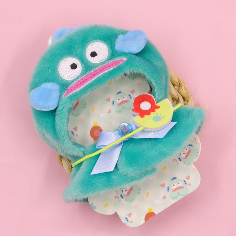 Sanrio Puppe ändert Kleidung Kawaii Anime Hello Kitty Kuromi Melody Cinnamoroll Puppe Cape süße Cartoon gefüllte Puppe neue Kleidung
