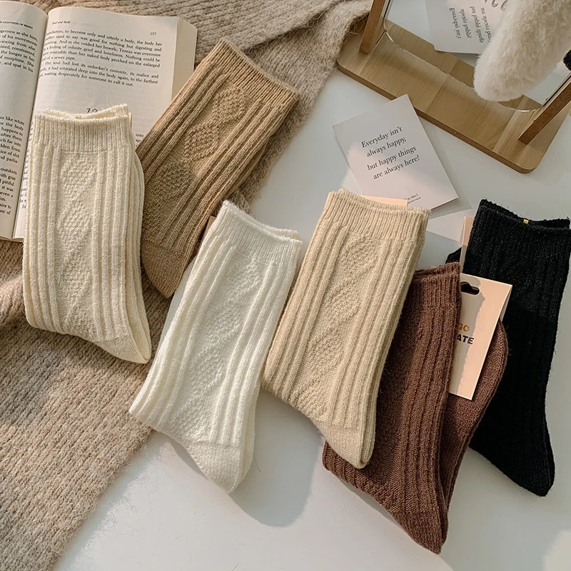 calcetines mujer calcetines blancos calcetines marca calcetines Calcetines térmicos de lana de Cachemira para mujer, conjunto de Color sólido, cálido, negro y blanco, moda japonesa, invierno, nuevo, 6 pares por lote
