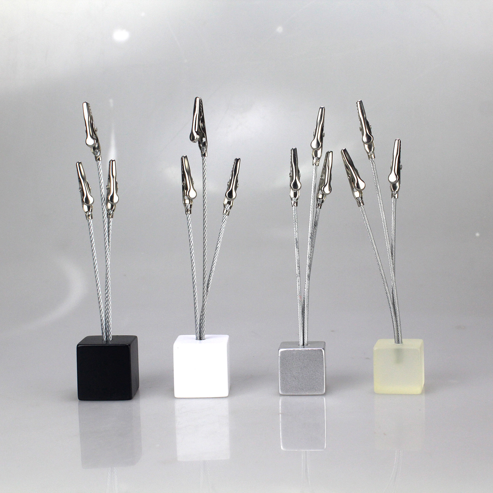 3 Wire Memo clip Cube Picture Note card holder Desk Paper Photo Clips Alligator Clamp Table Stand Place Office Business