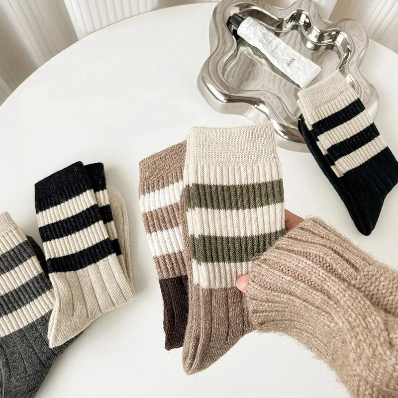 1 3 5 pares de calcetines a media pantorrilla a rayas para mujer, calcetines térmicos de punto para otoño e invierno, calcetines holgados Retro marrones para botas, calcetines informales para uso diario EU 35-42