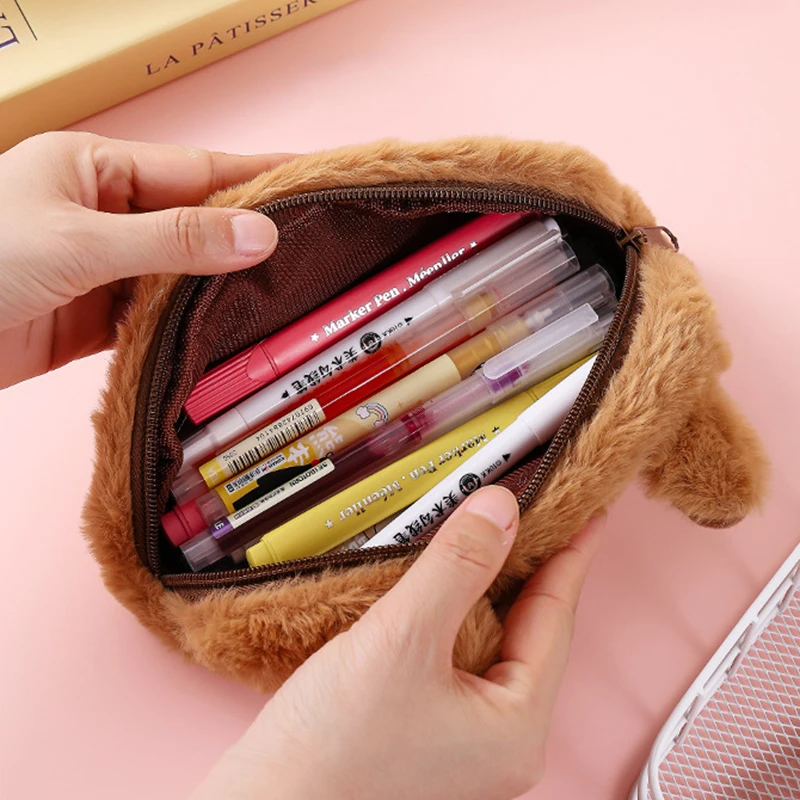 Bolsa de lápices de Capybara de imitación de felpa, bolsa de almacenamiento de dibujos animados, estuche de lápices Kawaii, bolsa de cosméticos de gran capacidad, regalos para niñas y estudiantes