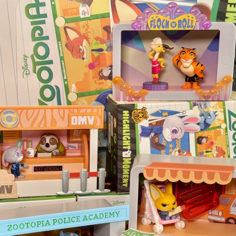Hot Original Disney Zootopia Highlights Series Blind Box Handmade Birthday Trendy Desktop Ornament Toy Gift