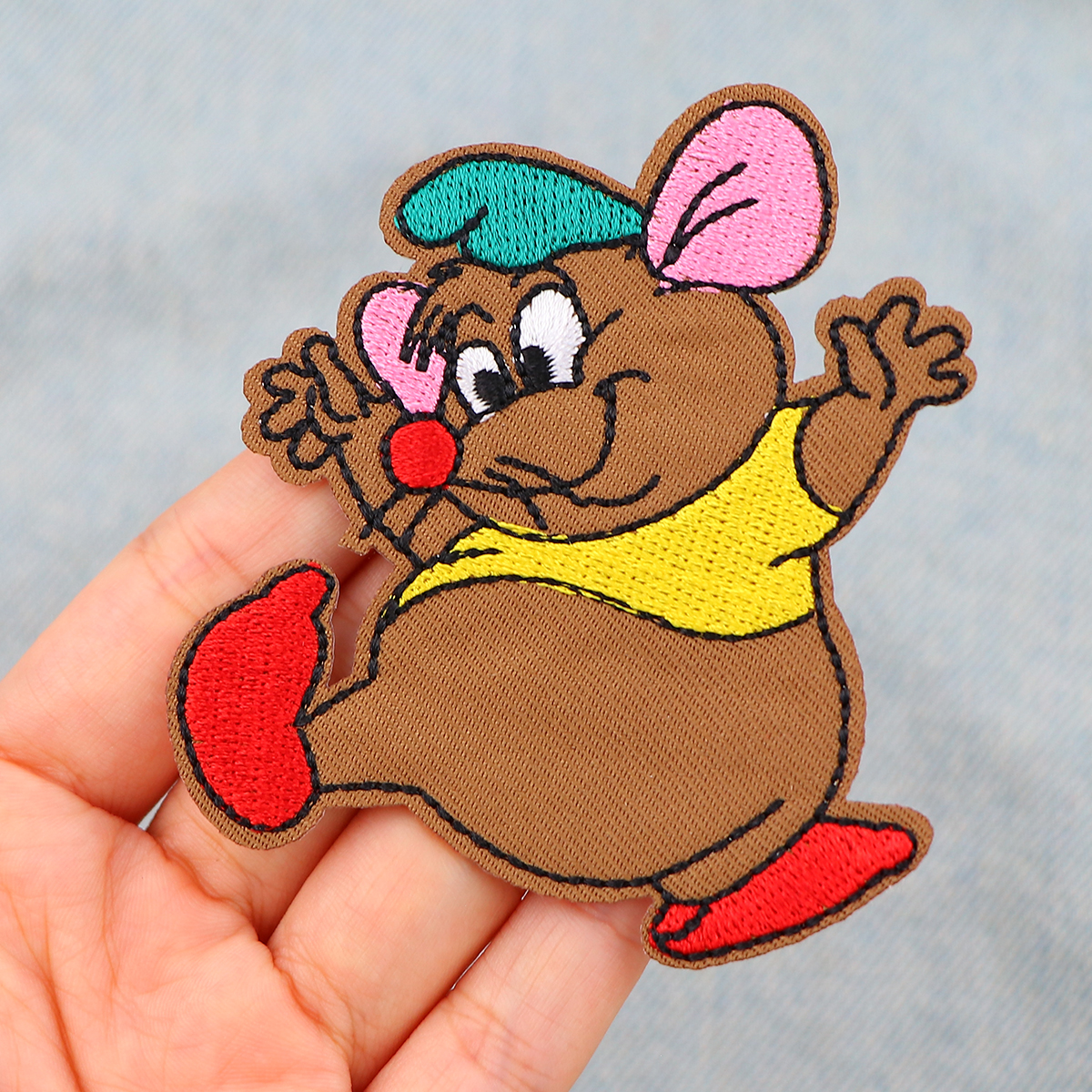 Cute Rabbit Embroidery Patch Iron On Patches For Clothing Patches On Clothes Cartoon Ironing Stickers Patches DIY Accessories