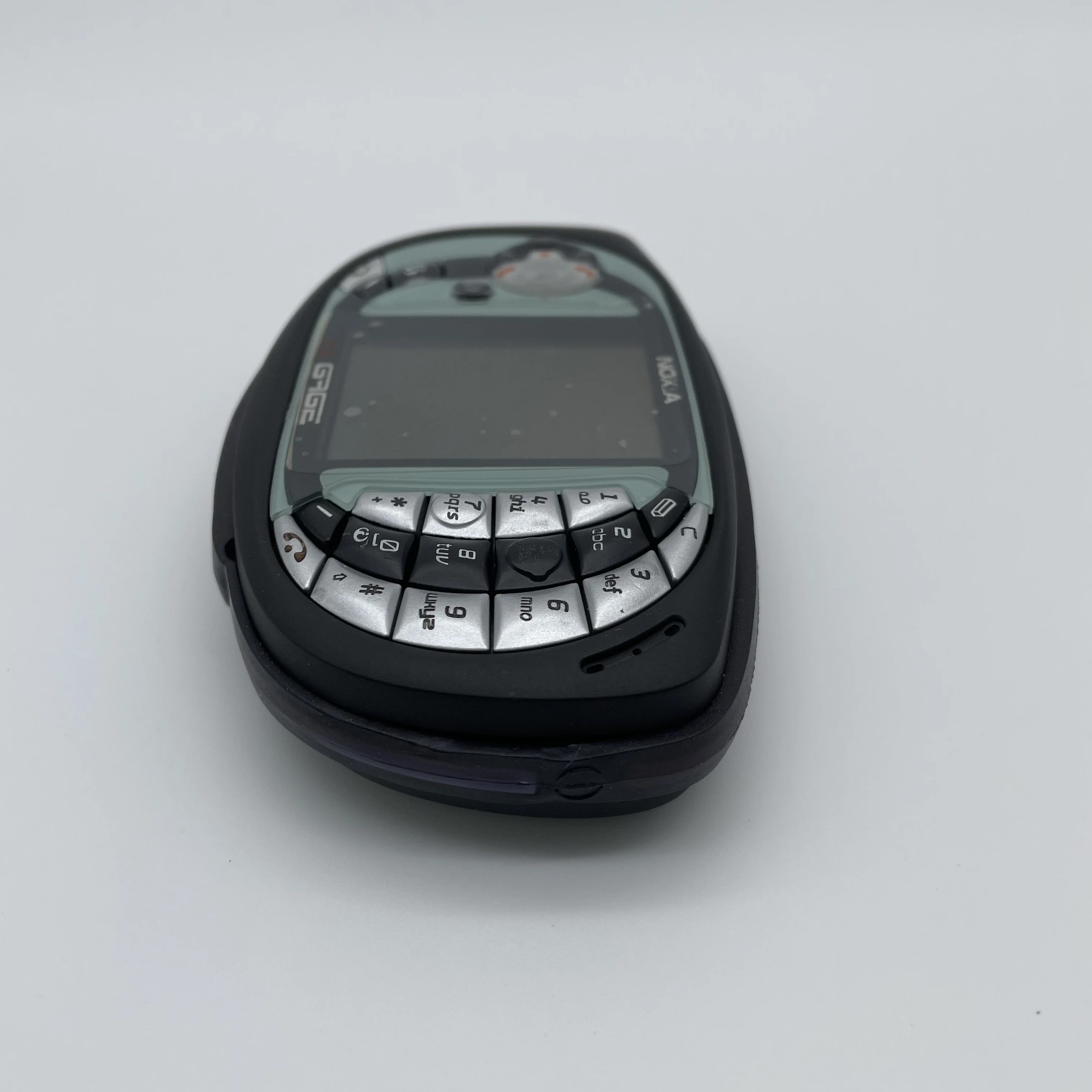 Original N-Gage QD Classic CellPhone Made in Finland Unlocked Free Shipping Support English Language Only