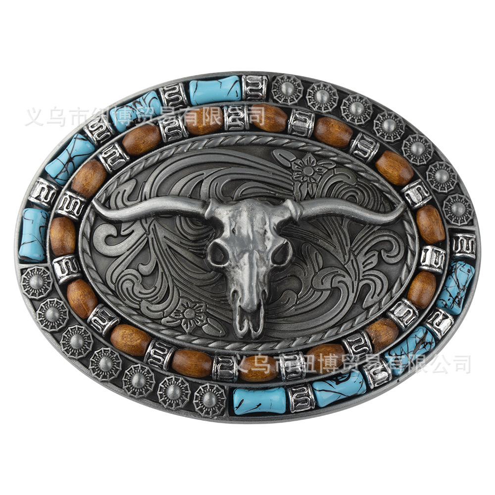 Hübsche Cowgirl-Gürtelschnalle, bunte Edelsteine, ein bewirkter weiblicher Held