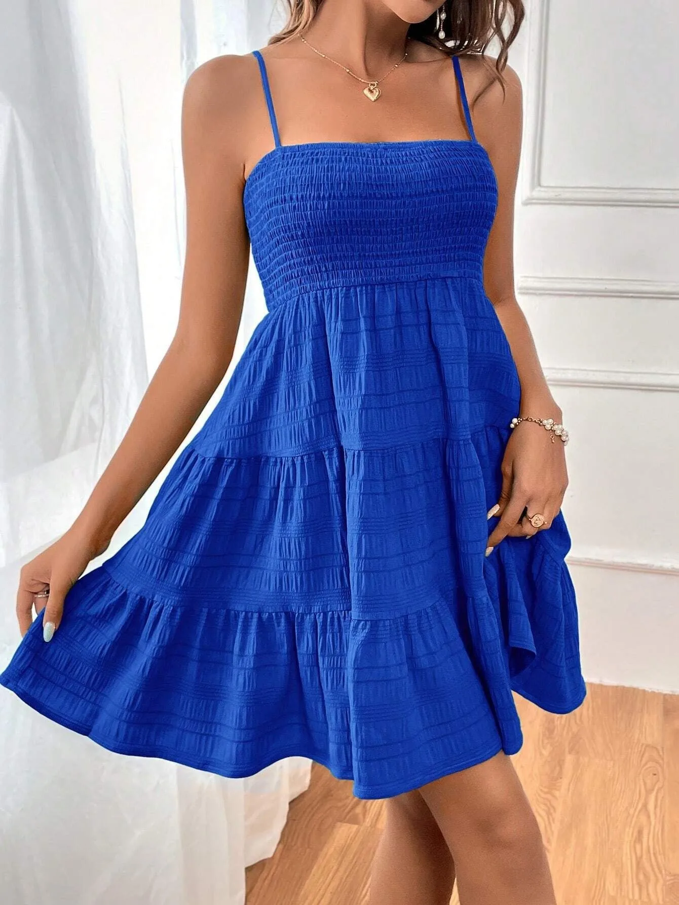 Verão Casual uma linha decote Suspender fino, cor sólida, versátil textura vestido