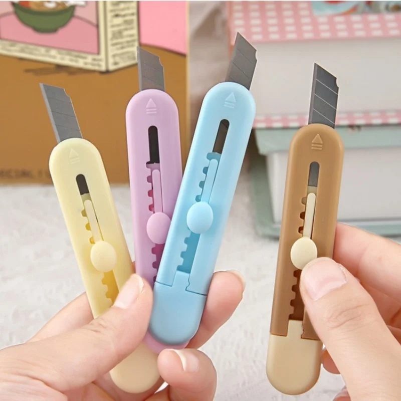 Mini cuchillo de bolsillo Kawaii CandyColor, caja exprés, cúter de papel, herramienta artesanal, suministros de papelería para oficina y escuela, regalo