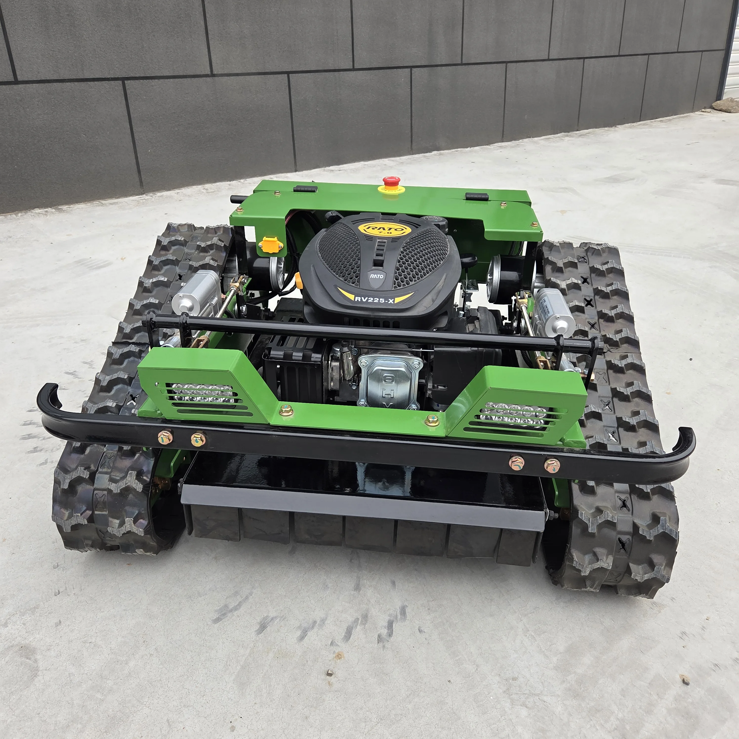 Vollautomatischer Rasenmäher. Fernbedienung. Leistungsstarke Leistung. Einfaches Klettern. Intelligentes Jäten. Halten Sie den Garten ordentlich