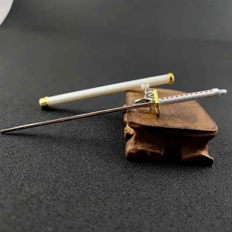 MINI Roronoa Zoro SAMURAI ดาบพวงกุญแจอะนิเมะพลาสติก Scabbard Key CHAIN แหวน Katana หัวเข็มขัดสําหรับชายคอสเพลย์ของเล่นเครื่องประดับของขวัญ