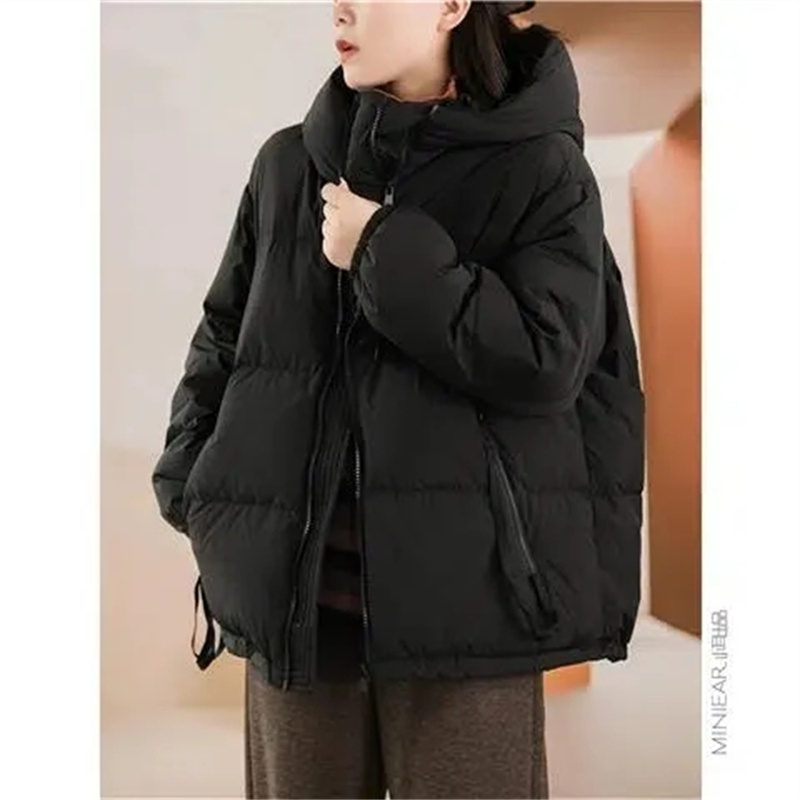 Chaquetas de algodón para mujer, abrigo corto, chaqueta gruesa holgada de gran tamaño coreana, Chaqueta de algodón Popular con capucha a la moda, novedad de 2023