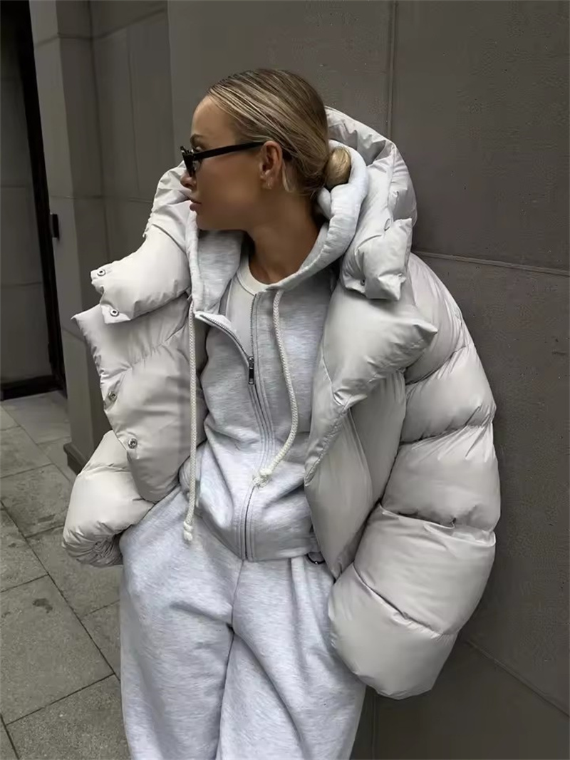 Winter Warme Puffer Jacken frauen Lose Parkas Mantel Mode Mit Kapuze Brot Jacke Outwear Baumwolle gefütterte Solide Stepp Jacke
