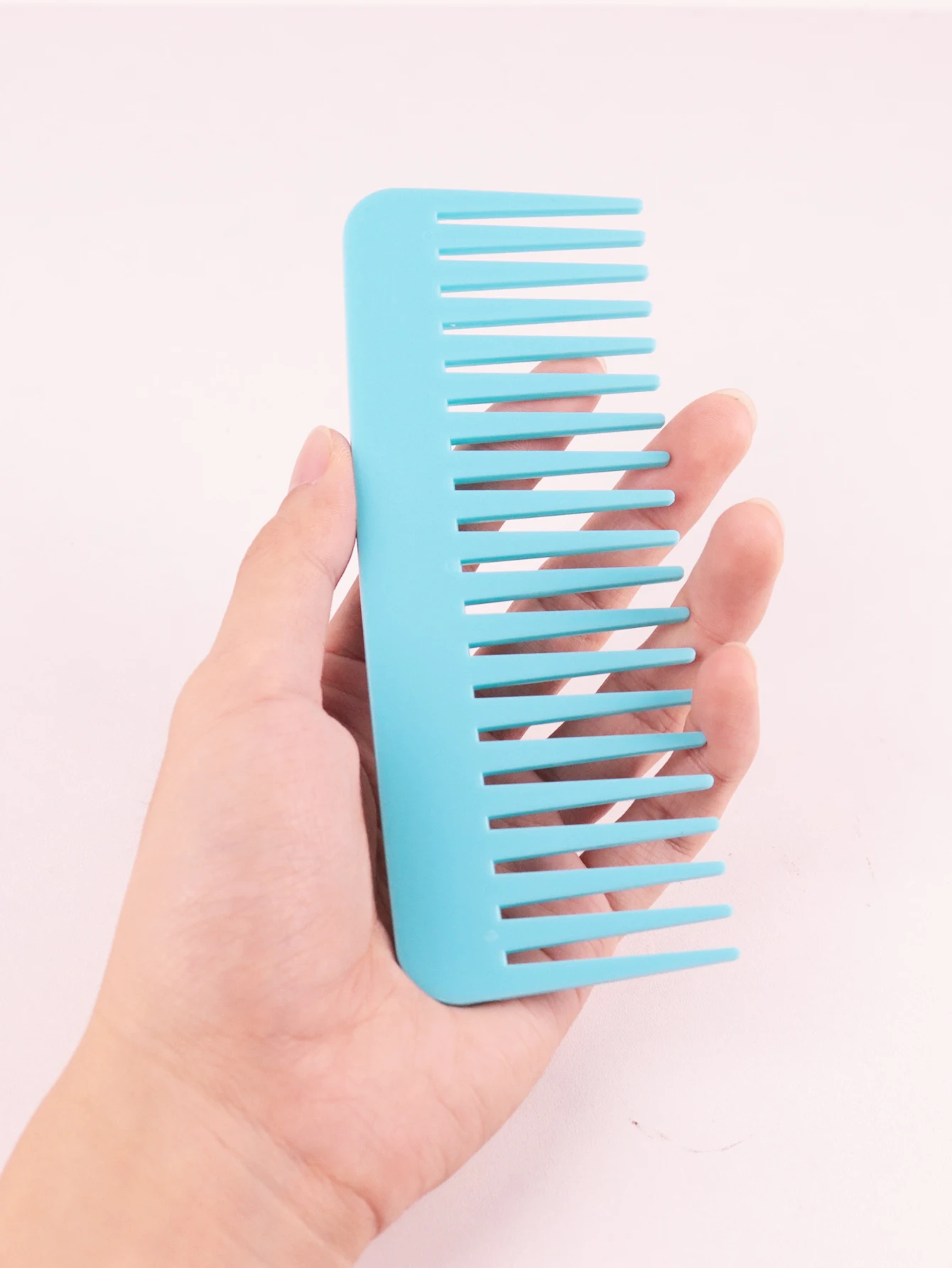 1 厚いプラスチック耐熱、帯電防止長歯、広歯サロンヘアスタイルコーム本物の髪のかつらに特化