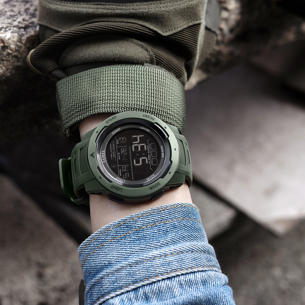 Relojes digitales SMAEL, relojes de pulsera deportivos LED para hombre, reloj deportivo resistente al agua hasta 50m, cronómetro de luz Digital, reloj militar 8105 para hombre