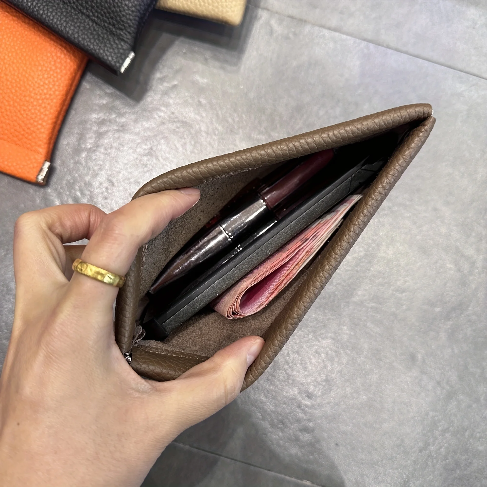 Cartera de cuero artificial de moda de gran capacidad, adecuada para guardar tarjetas, efectivo, teléfonos móviles, carteras con clip para tarjetas